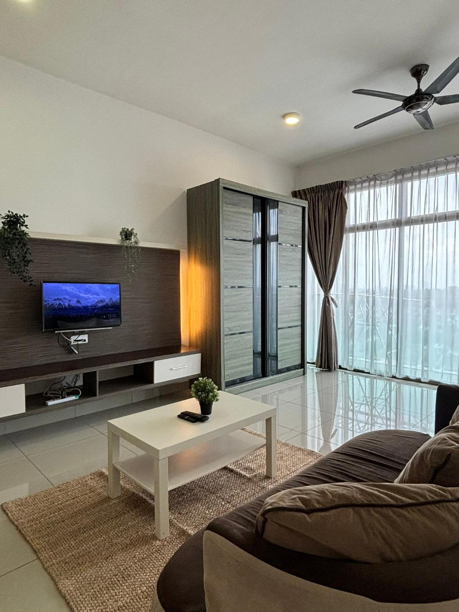 Pangsapuri Mount Austin #palazio B2 Super View 1-2pax #mspro Johor Bahru